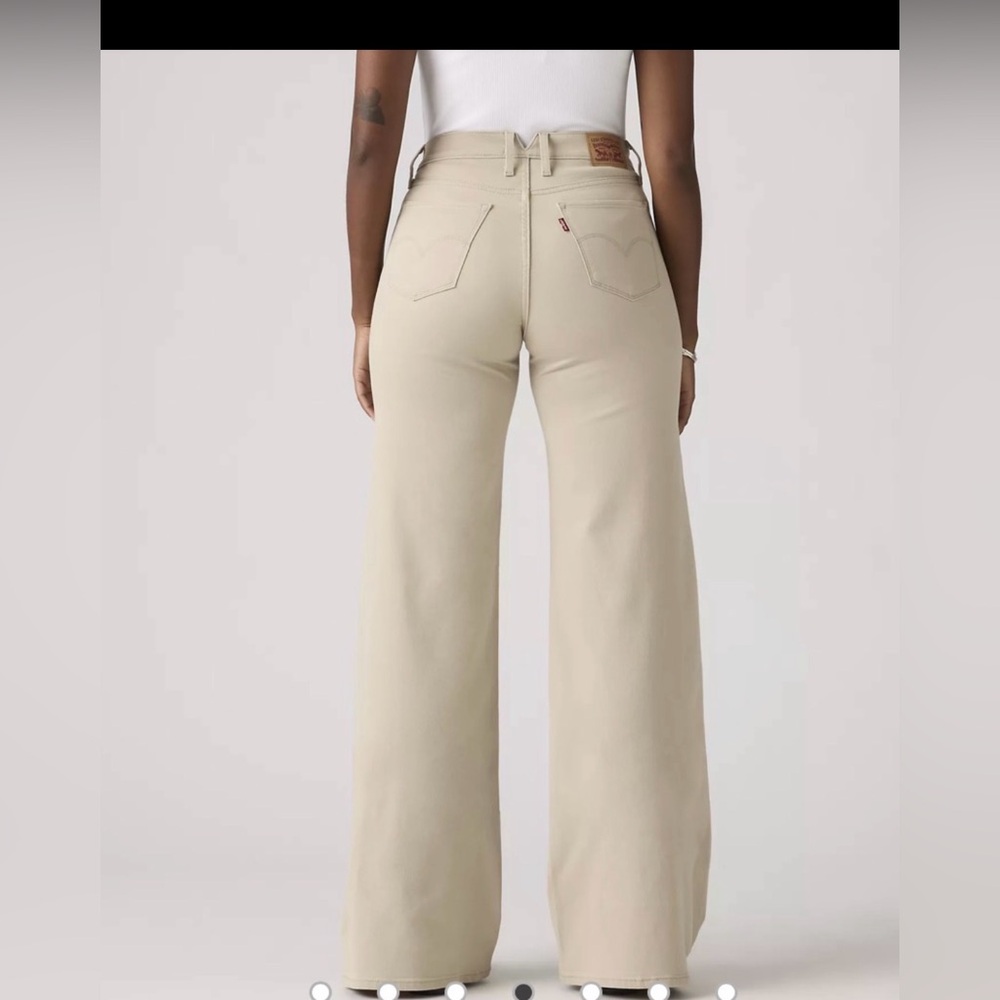 Levi's Wide-Leg Cream Jeans 28x32 - Picture 2 of 3